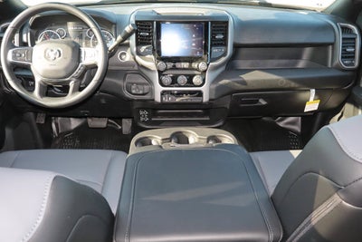 2027 RAM 3500 Tradesman 4x4 Crew Cab 8' Box