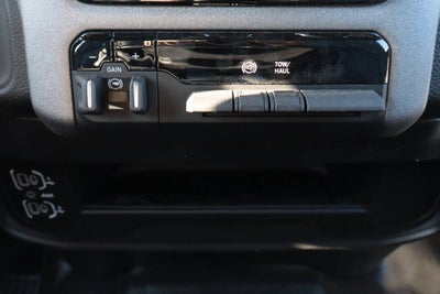 2027 RAM 3500 Tradesman 4x4 Crew Cab 8' Box