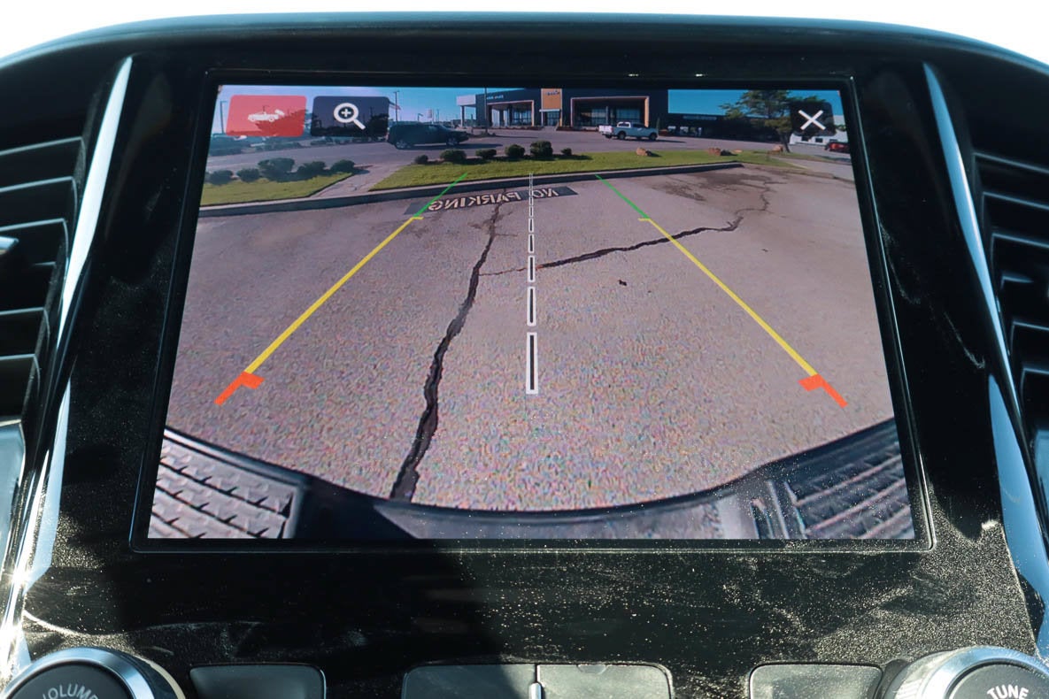 2027 RAM 3500 Tradesman 4x4 Crew Cab 8' Box