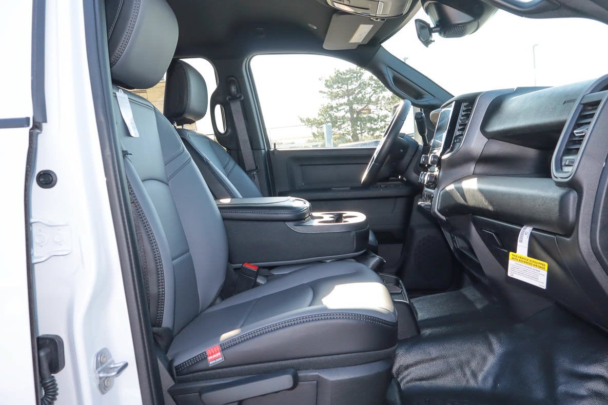 2027 RAM 3500 Tradesman 4x4 Crew Cab 8' Box