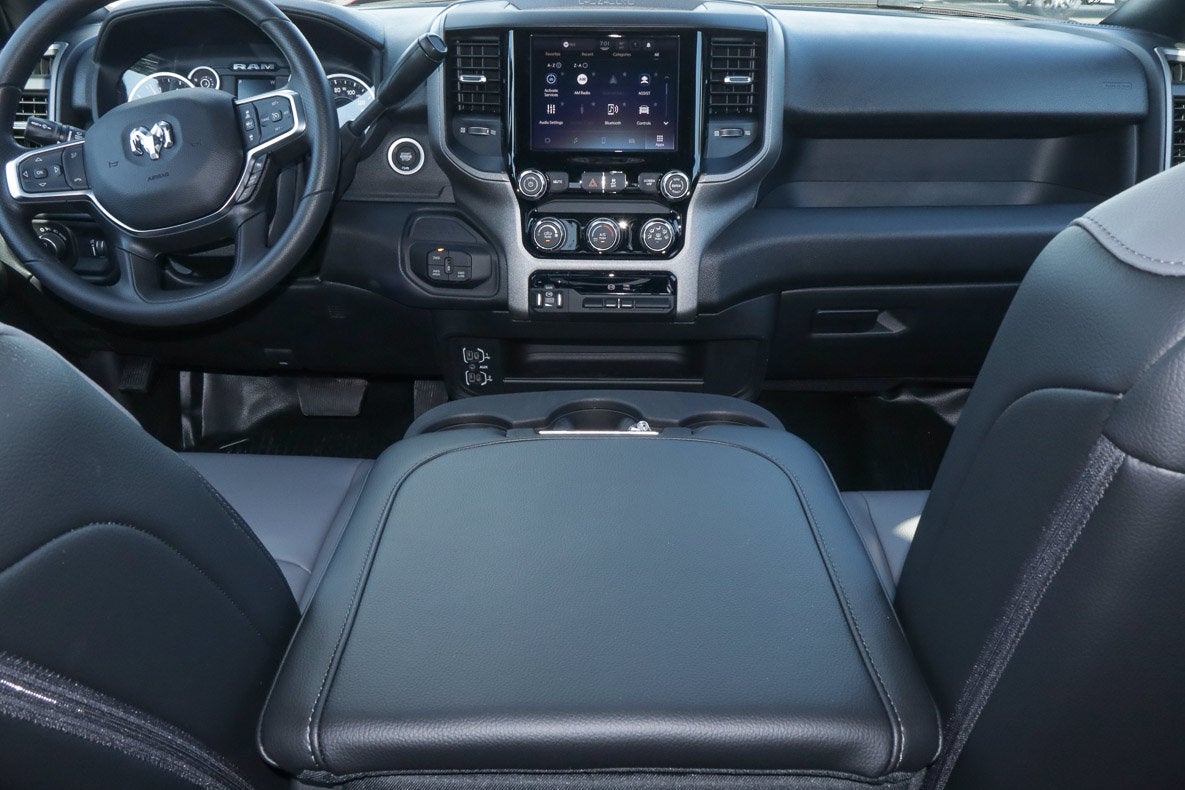 2027 RAM 3500 Tradesman 4x4 Crew Cab 8' Box