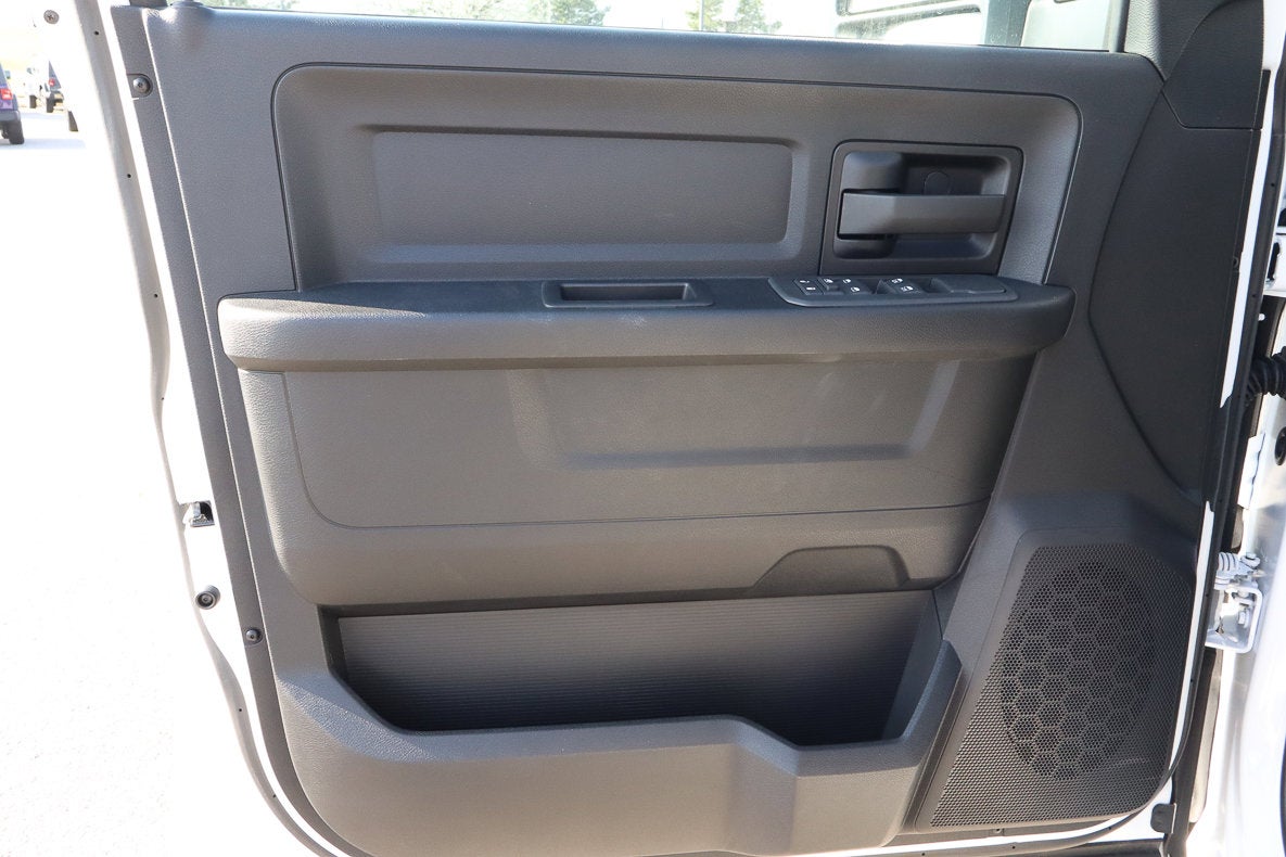 2026 RAM 3500 Tradesman 4x4 Crew Cab 8' Box