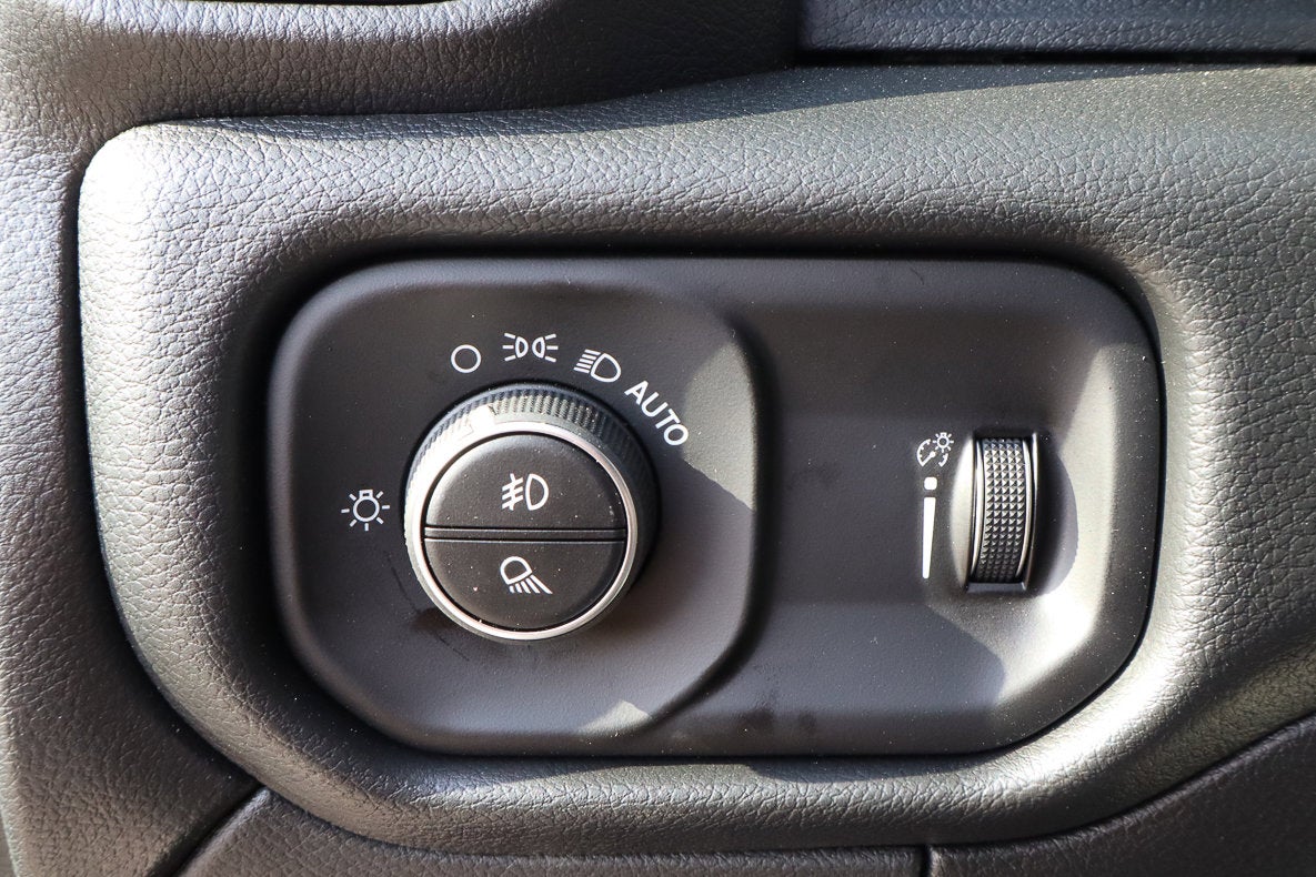 2026 RAM 3500 Tradesman 4x4 Crew Cab 8' Box