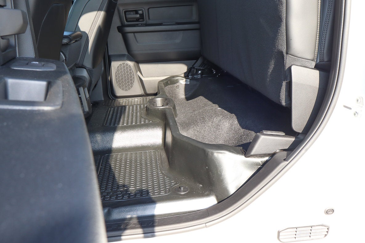 2026 RAM 3500 Tradesman 4x4 Crew Cab 8' Box