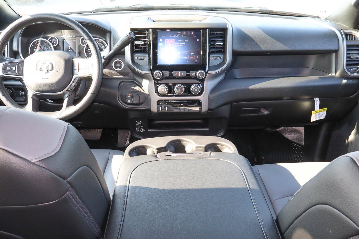 2026 RAM 3500 Tradesman 4x4 Crew Cab 8' Box