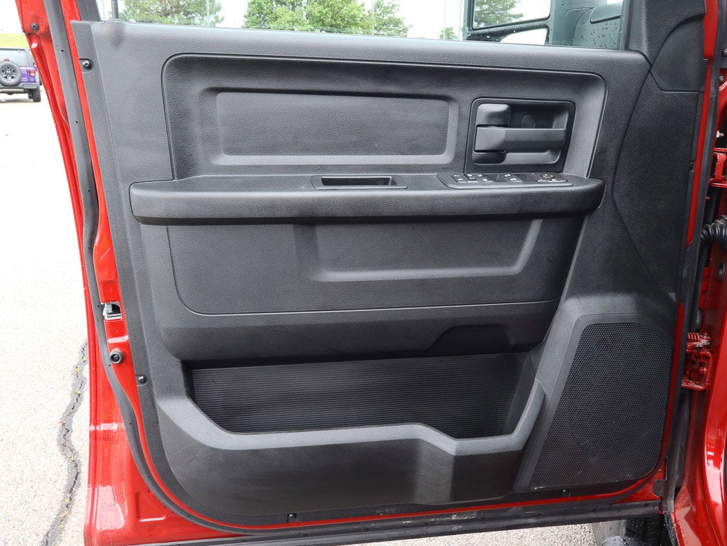 2026 RAM 3500 Tradesman 4x4 Crew Cab 8' Box