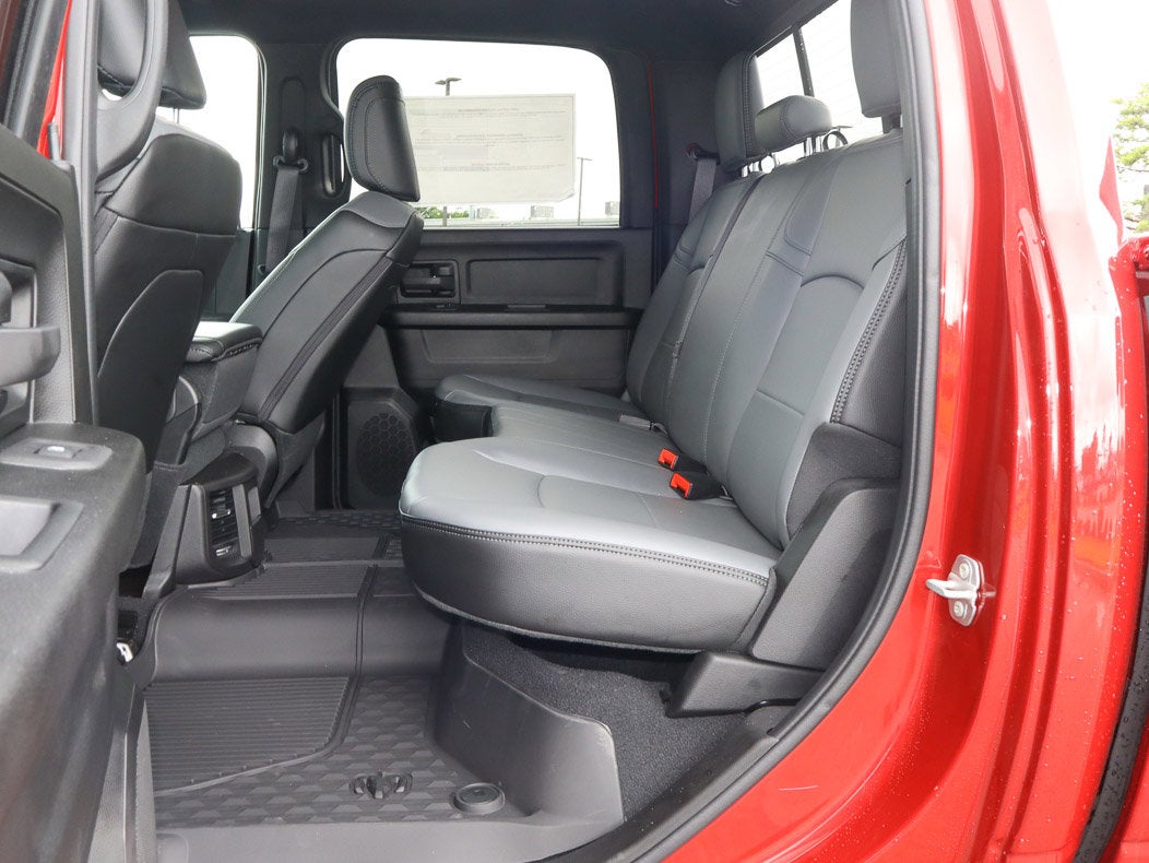 2026 RAM 3500 Tradesman 4x4 Crew Cab 8' Box