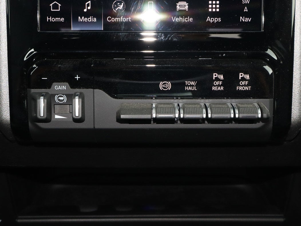 2026 RAM 3500 Tradesman 4x4 Crew Cab 8' Box