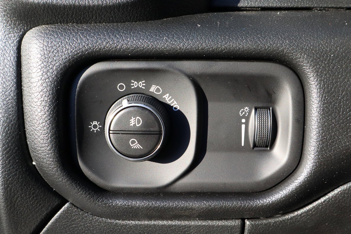 2026 RAM 3500 Tradesman 4x4 Crew Cab 8' Box