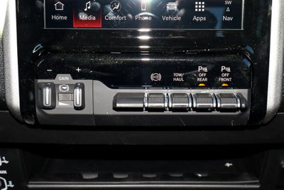 2026 RAM 3500 Tradesman 4x4 Crew Cab 8' Box