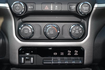2021 RAM 3500 Big Horn 4x4 Crew Cab 8' Box