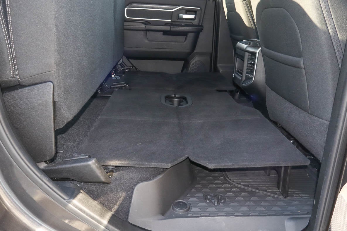 2021 RAM 3500 Big Horn 4x4 Crew Cab 8' Box