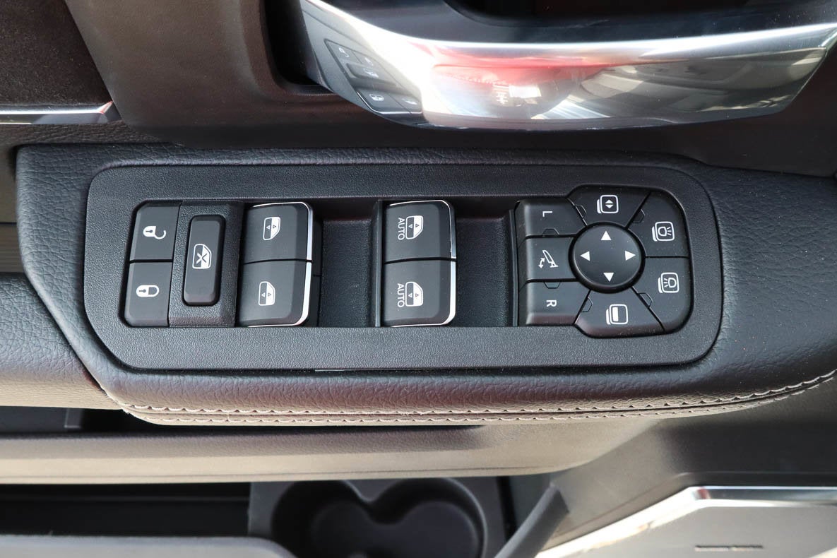 2026 RAM 3500 Laramie 4x4 Crew Cab 8' Box