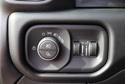 2026 RAM 3500 Laramie 4x4 Crew Cab 8' Box