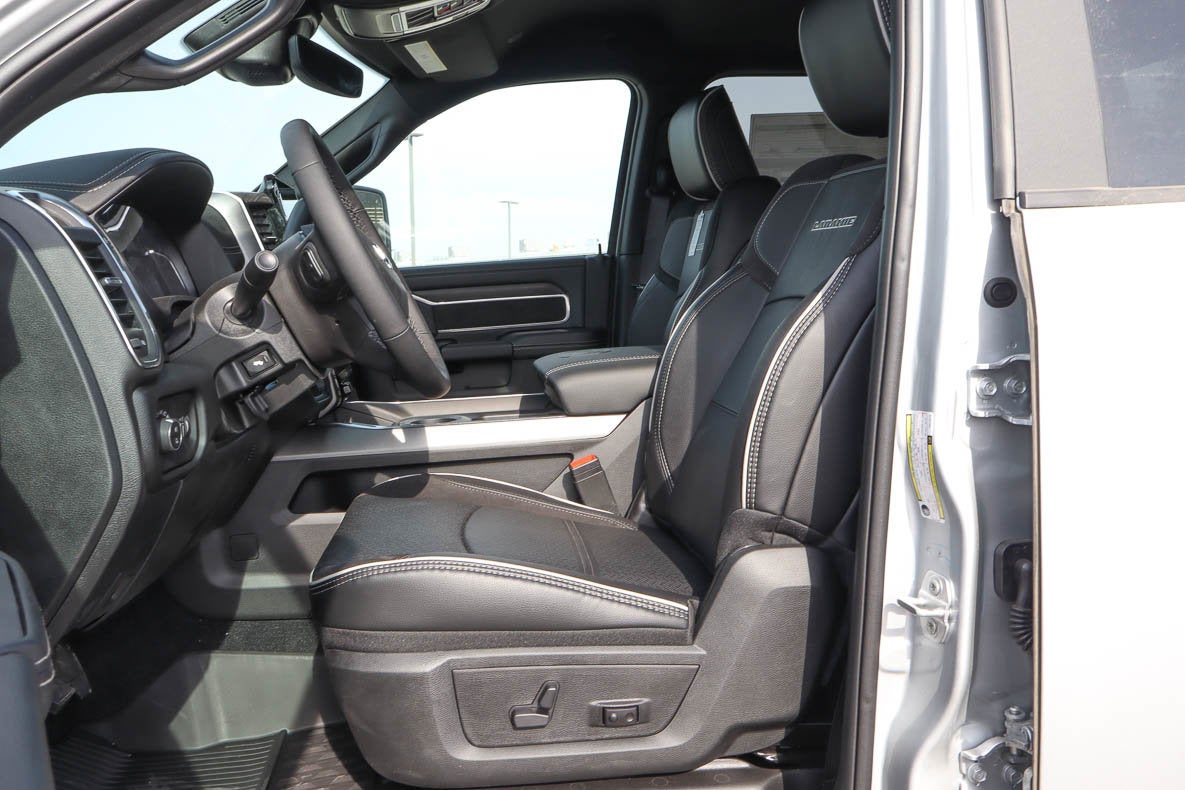 2026 RAM 3500 Laramie 4x4 Crew Cab 8' Box