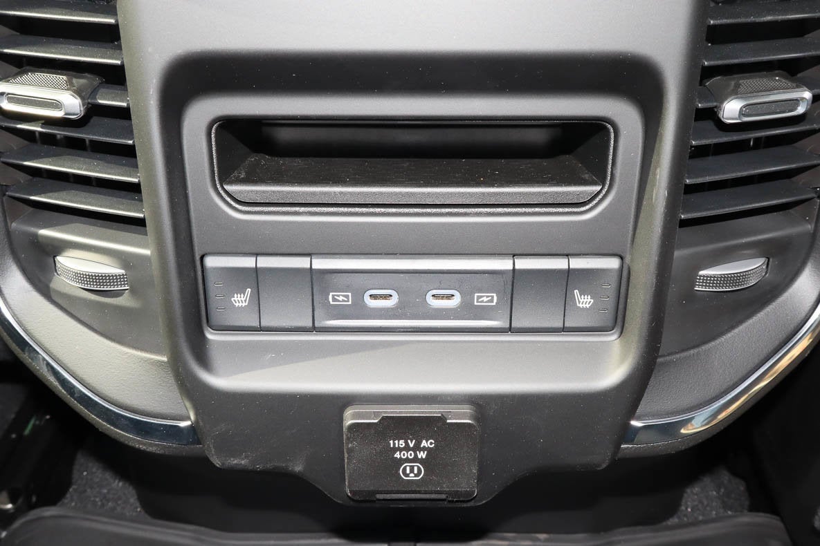 2026 RAM 3500 Laramie 4x4 Crew Cab 8' Box