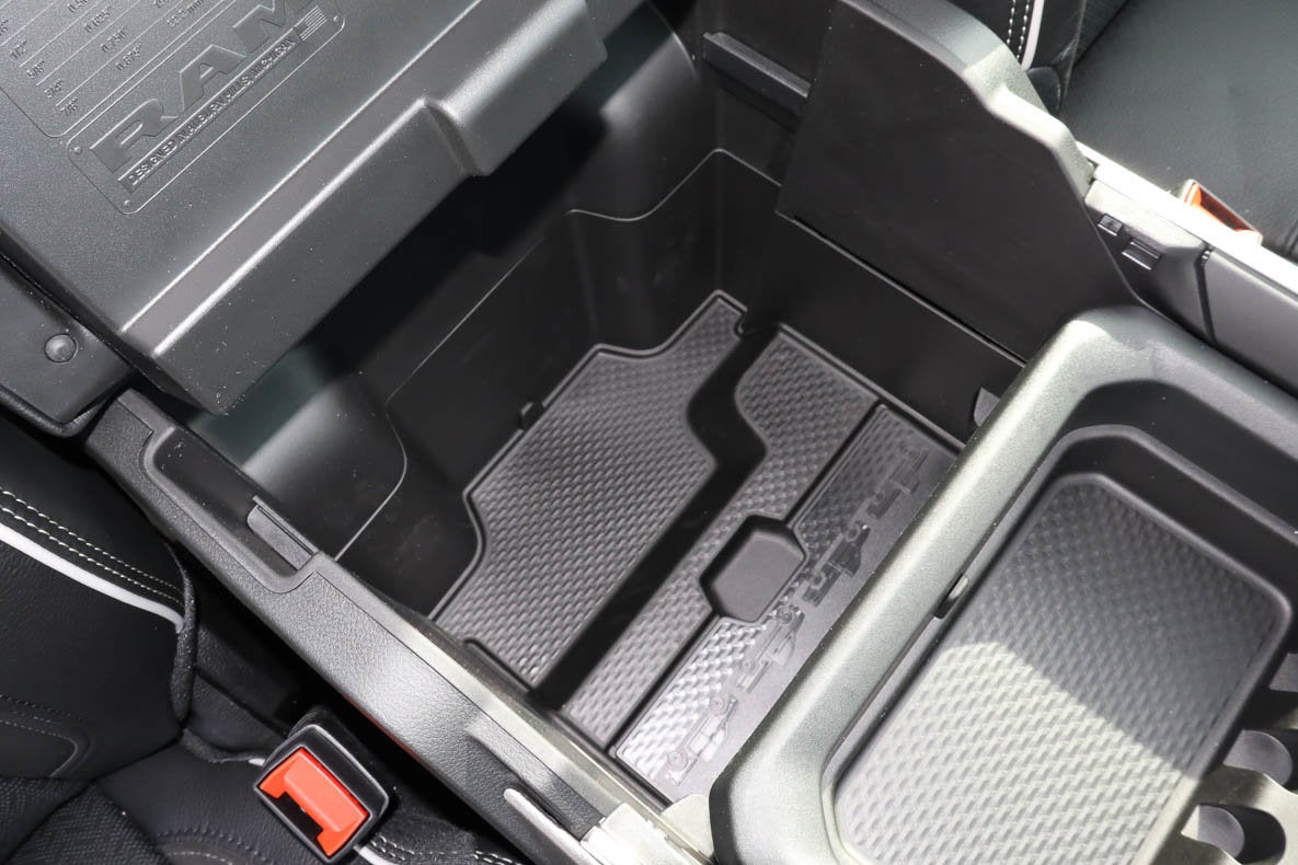 2026 RAM 3500 Laramie 4x4 Crew Cab 8' Box