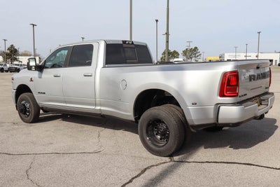 2026 RAM 3500 Laramie 4x4 Crew Cab 8' Box