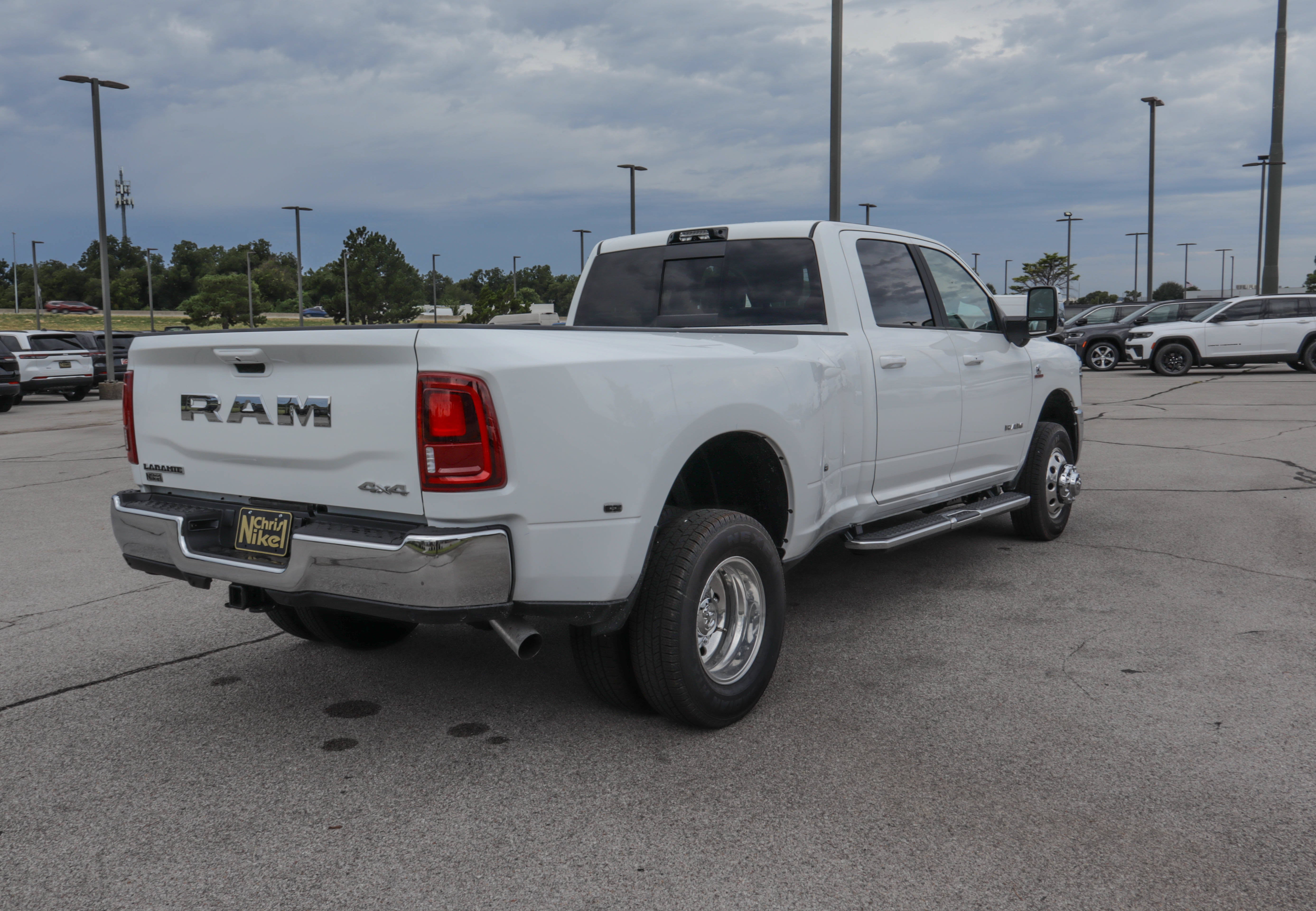 2027 RAM 3500 Laramie 4x4 Crew Cab 8' Box