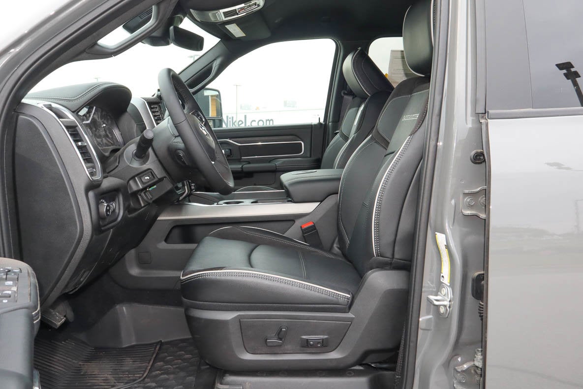 2026 RAM 3500 Laramie 4x4 Crew Cab 8' Box