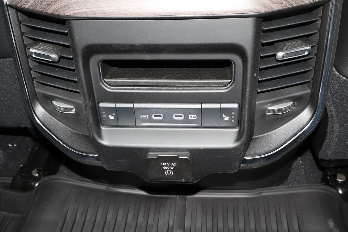 2026 RAM 3500 Laramie 4x4 Crew Cab 8' Box