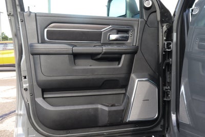 2026 RAM 3500 Laramie 4x4 Mega Cab 6'4 Box