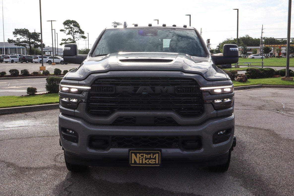 2026 RAM 3500 Laramie 4x4 Mega Cab 6'4 Box