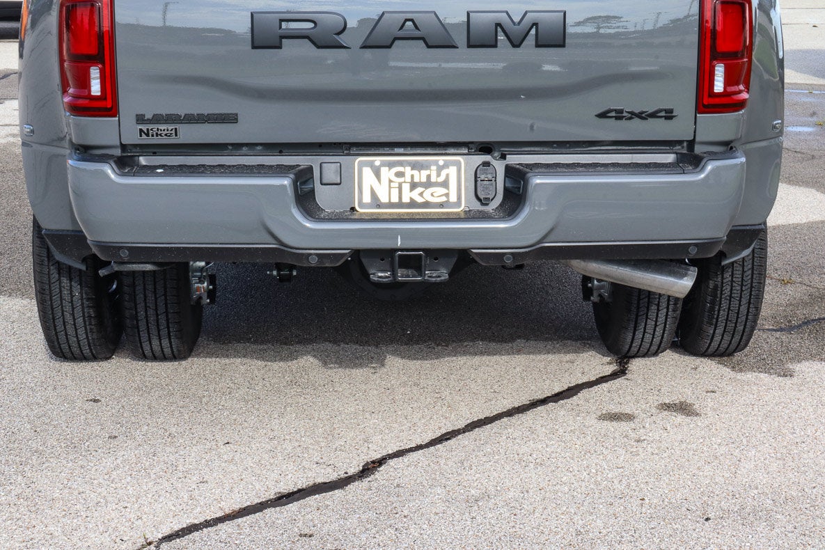 2026 RAM 3500 Laramie 4x4 Mega Cab 6'4 Box