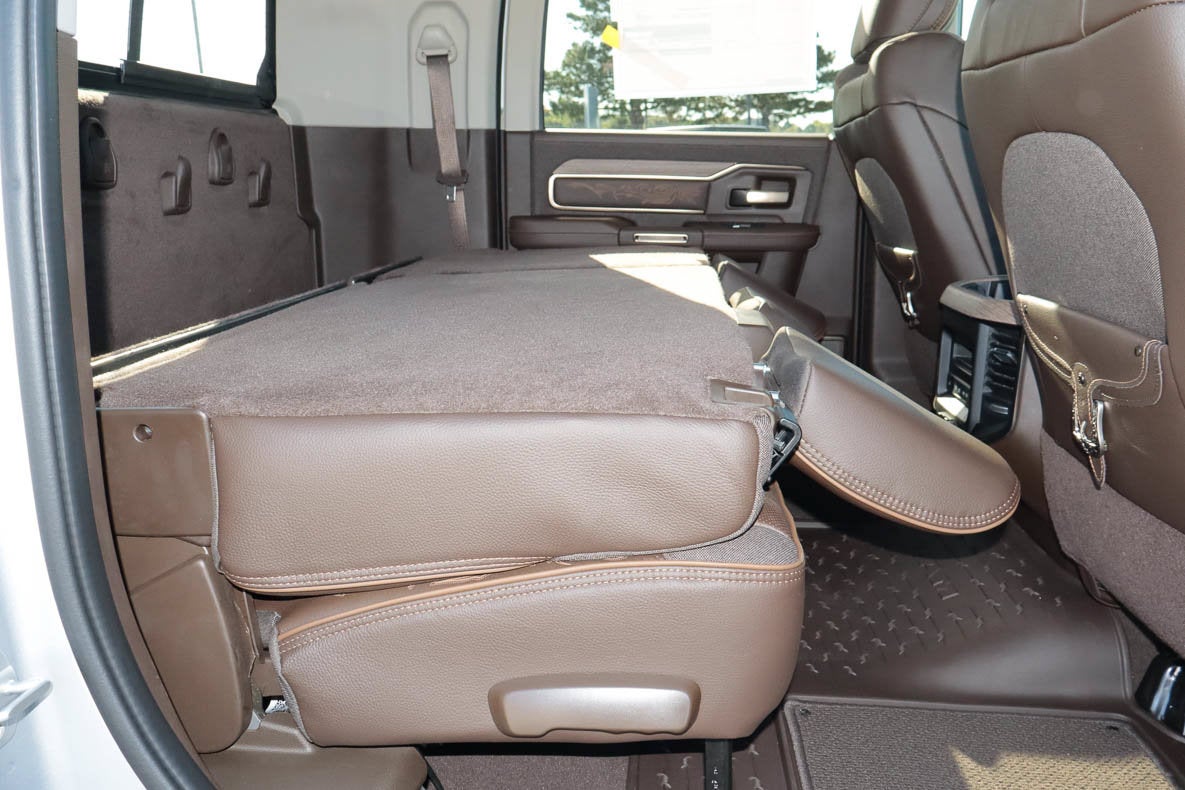 2027 RAM 3500 Longhorn 4x4 Mega Cab 6'4 Box