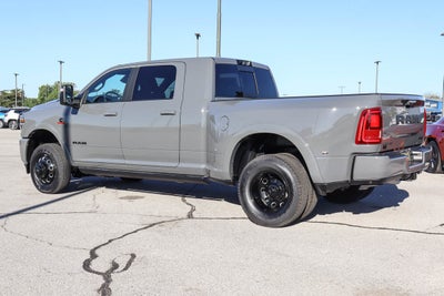 2026 RAM 3500 Limited 4x4 Mega Cab 6'4 Box