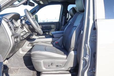 2026 RAM 3500 Limited 4x4 Mega Cab 6'4 Box