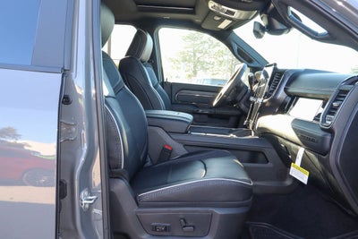 2026 RAM 3500 Limited 4x4 Mega Cab 6'4 Box