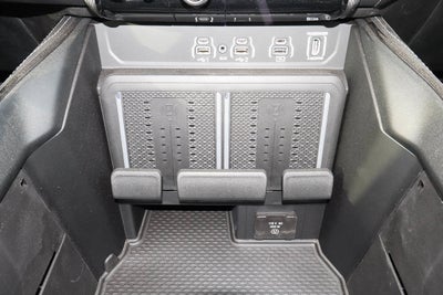 2026 RAM 3500 Limited 4x4 Mega Cab 6'4 Box
