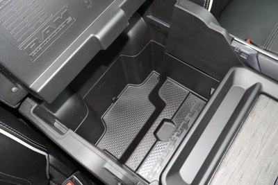 2026 RAM 3500 Limited 4x4 Mega Cab 6'4 Box