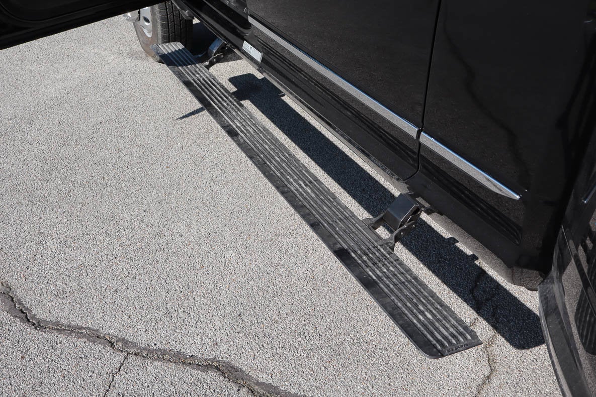 2027 RAM 3500 Limited 4x4 Mega Cab 6'4 Box