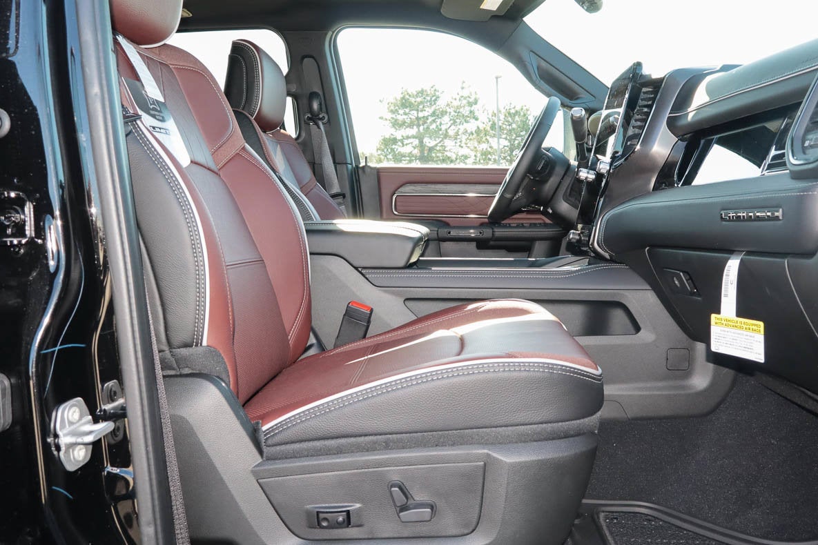 2027 RAM 3500 Limited 4x4 Mega Cab 6'4 Box