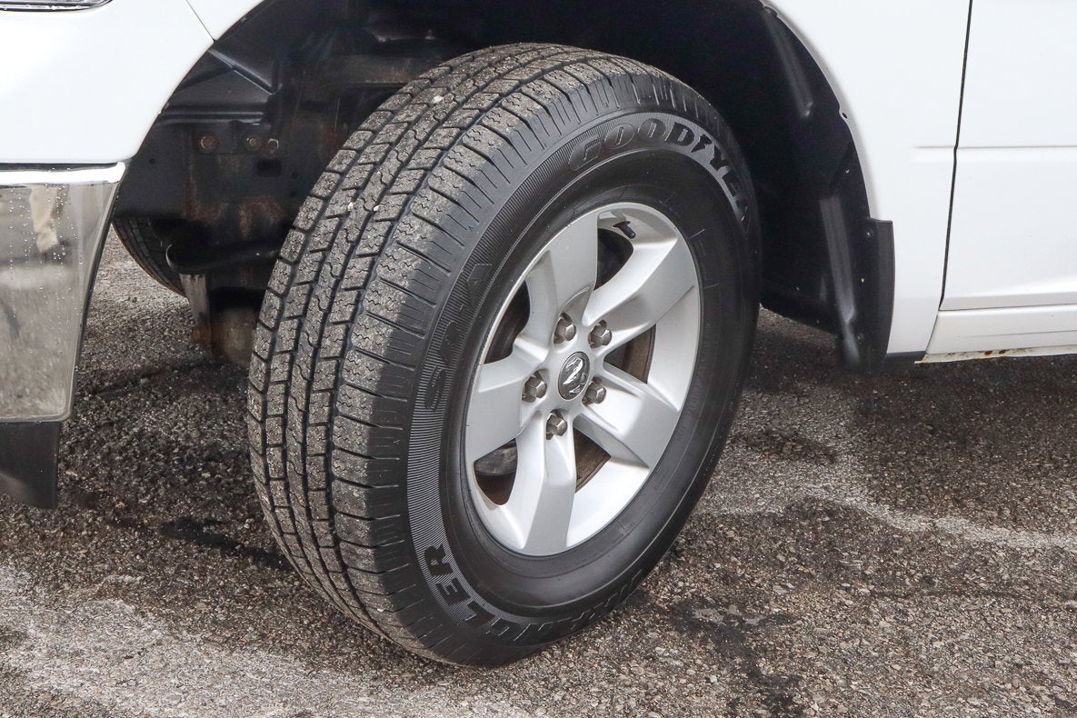 2020 RAM 1500 Classic SLT 4x4 Reg Cab 8' Box