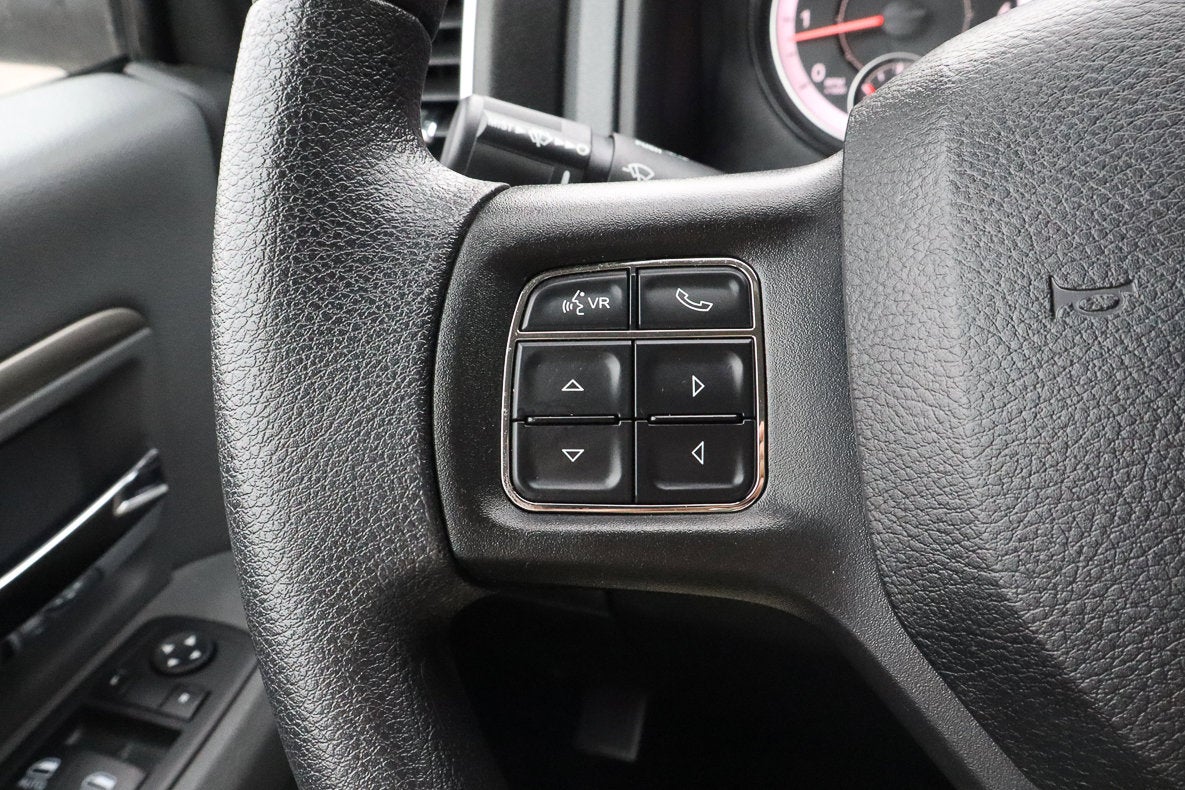 2020 RAM 1500 Classic SLT 4x4 Reg Cab 8' Box