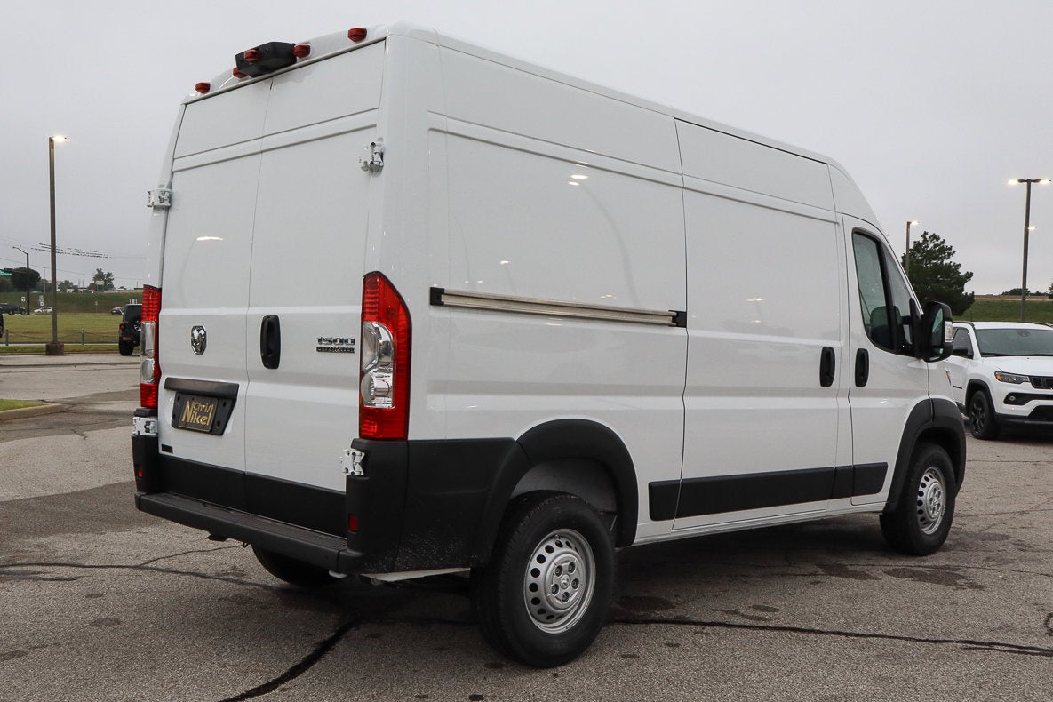 2026 RAM ProMaster Cargo Van Tradesman