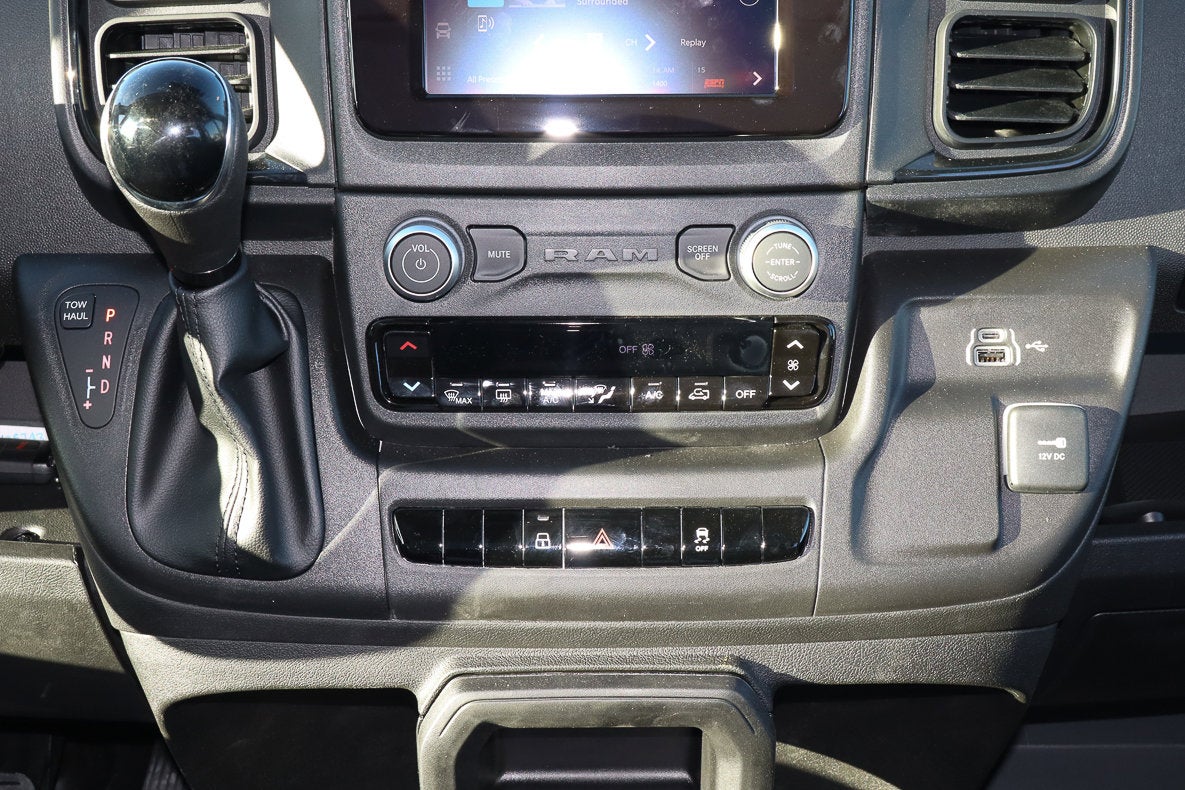 2026 RAM ProMaster Cargo Van Tradesman 1500 High Roof 136 WB w/Pass Seat