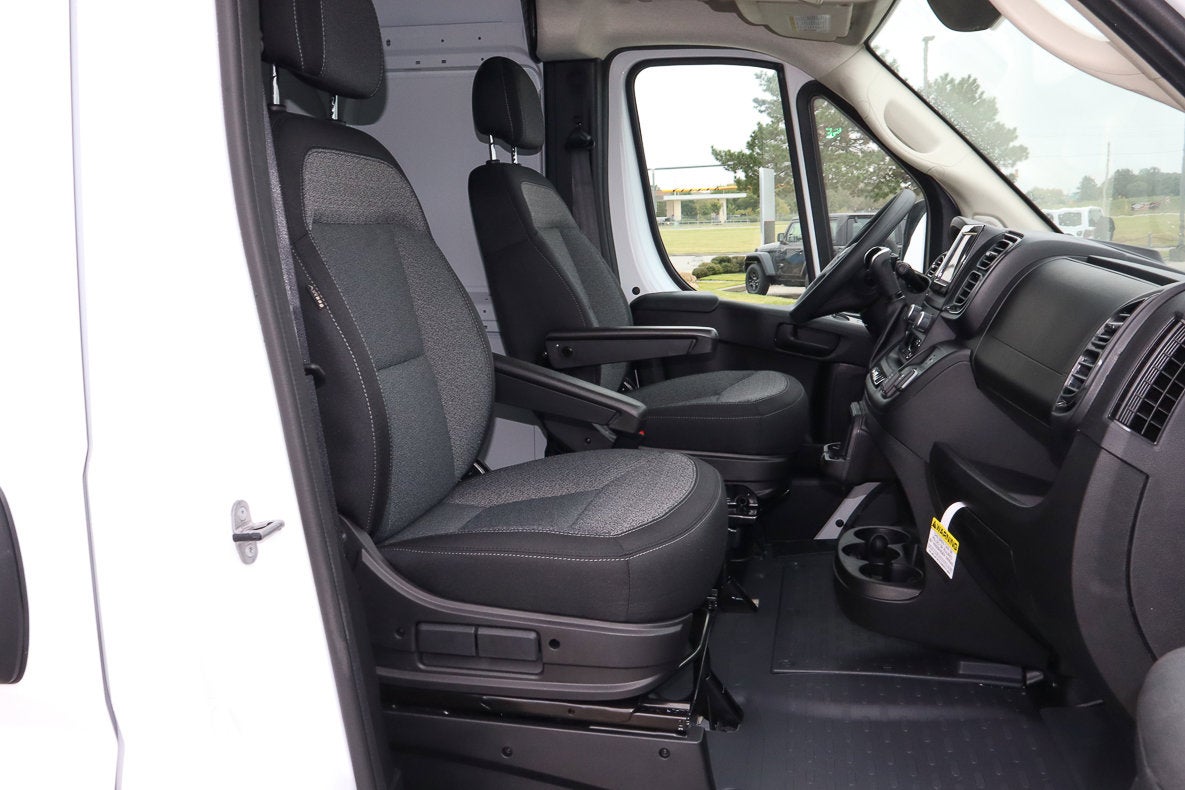 2026 RAM ProMaster Cargo Van Tradesman