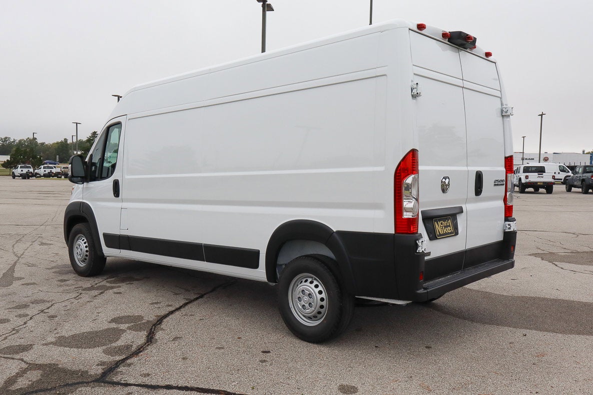 2026 RAM ProMaster Cargo Van Tradesman