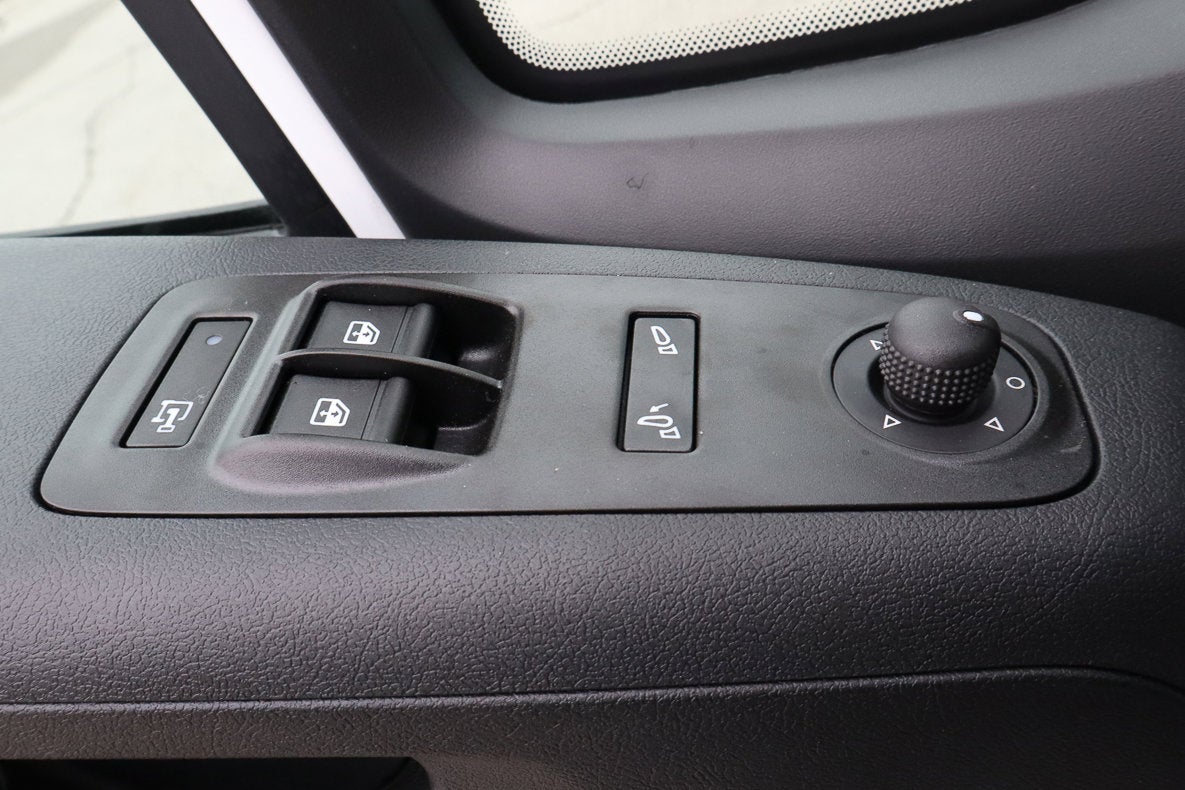 2026 RAM ProMaster Cargo Van Tradesman