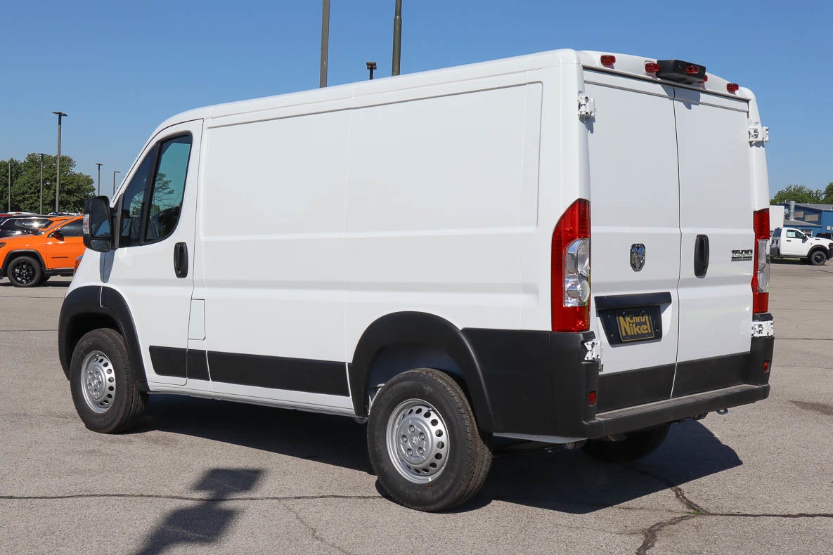 2026 RAM ProMaster Cargo Van Tradesman 1500 Low Roof 118 WB w/Pass Seat