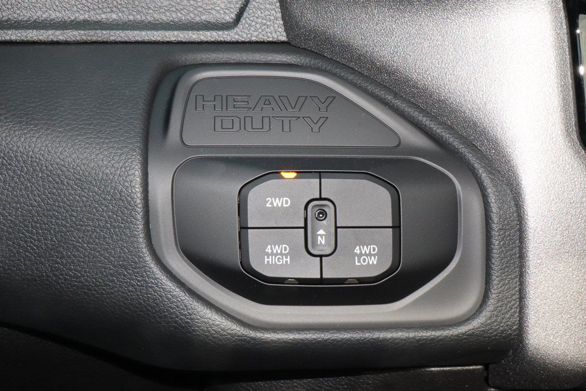 2026 RAM 2500 Tradesman 4x4 Reg Cab 8' Box
