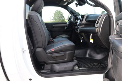 2026 RAM 2500 Tradesman 4x4 Reg Cab 8' Box