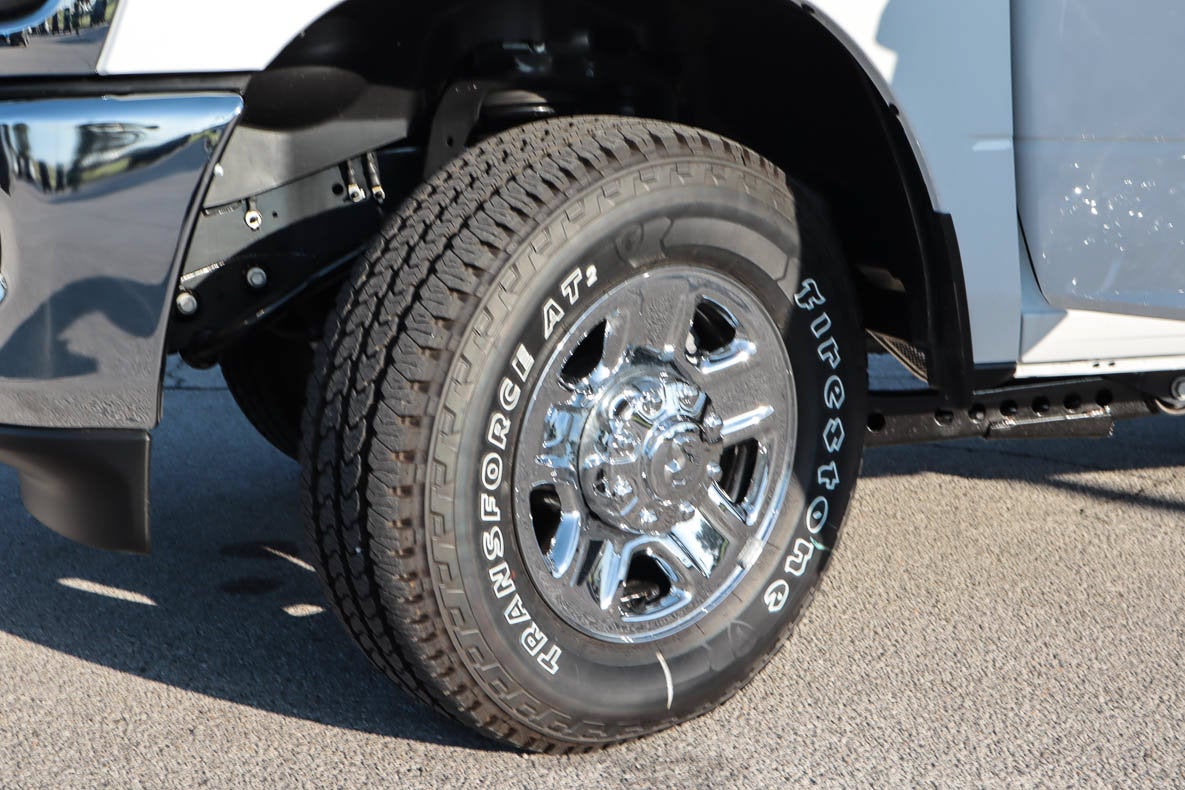 2027 RAM 2500 Tradesman 4x4 Reg Cab 8' Box