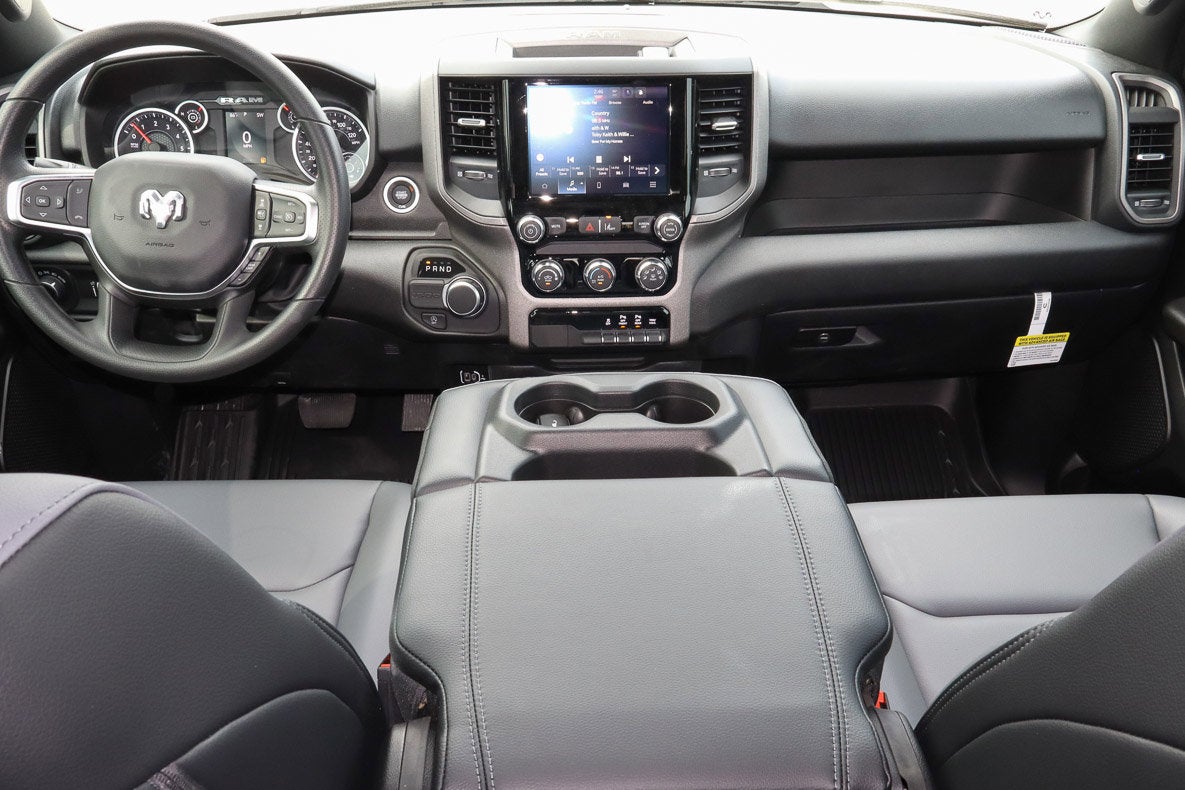 2026 RAM 1500 Tradesman 4x2 Crew Cab 5'7 Box