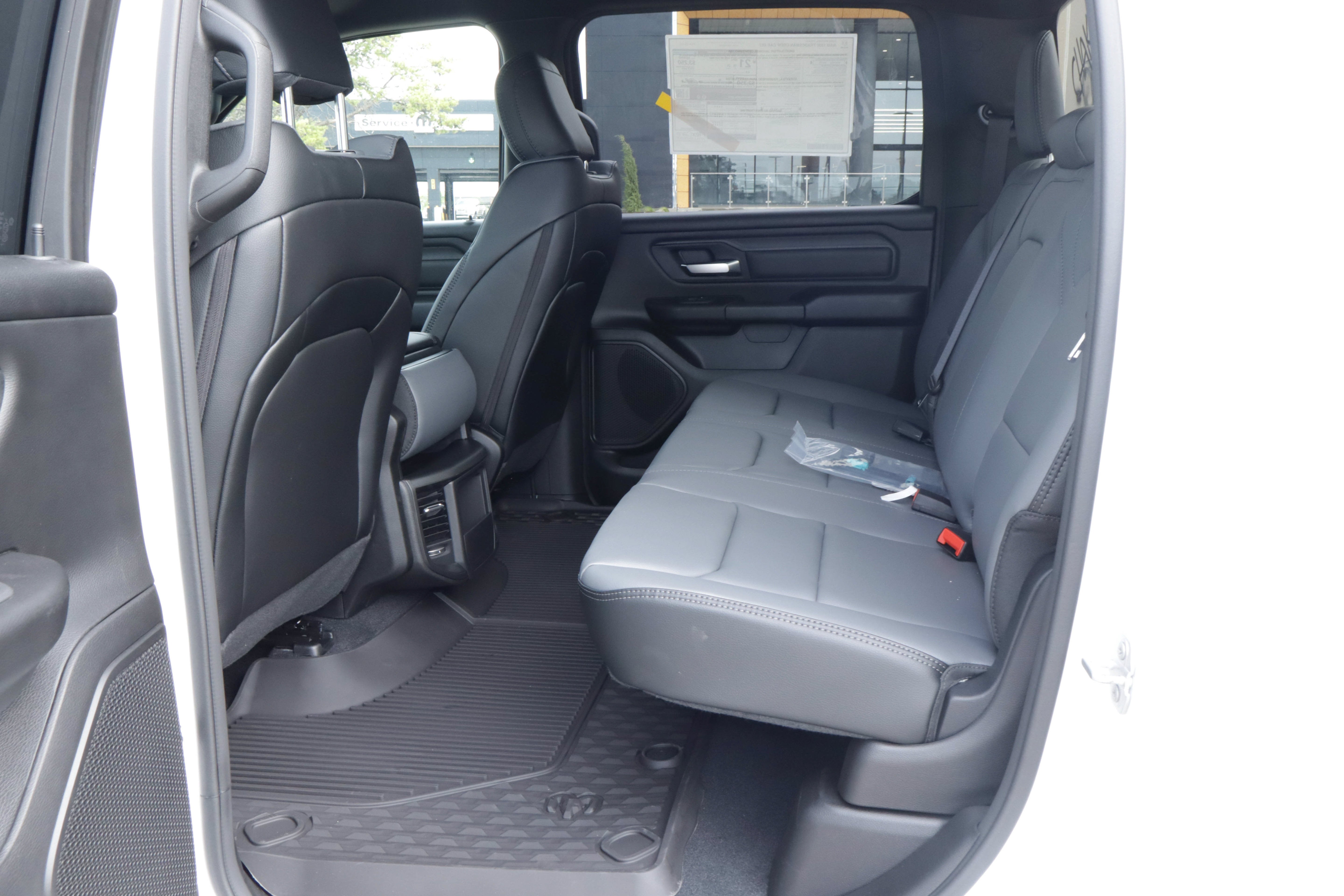 2026 RAM 1500 Tradesman 4x2 Crew Cab 5'7 Box