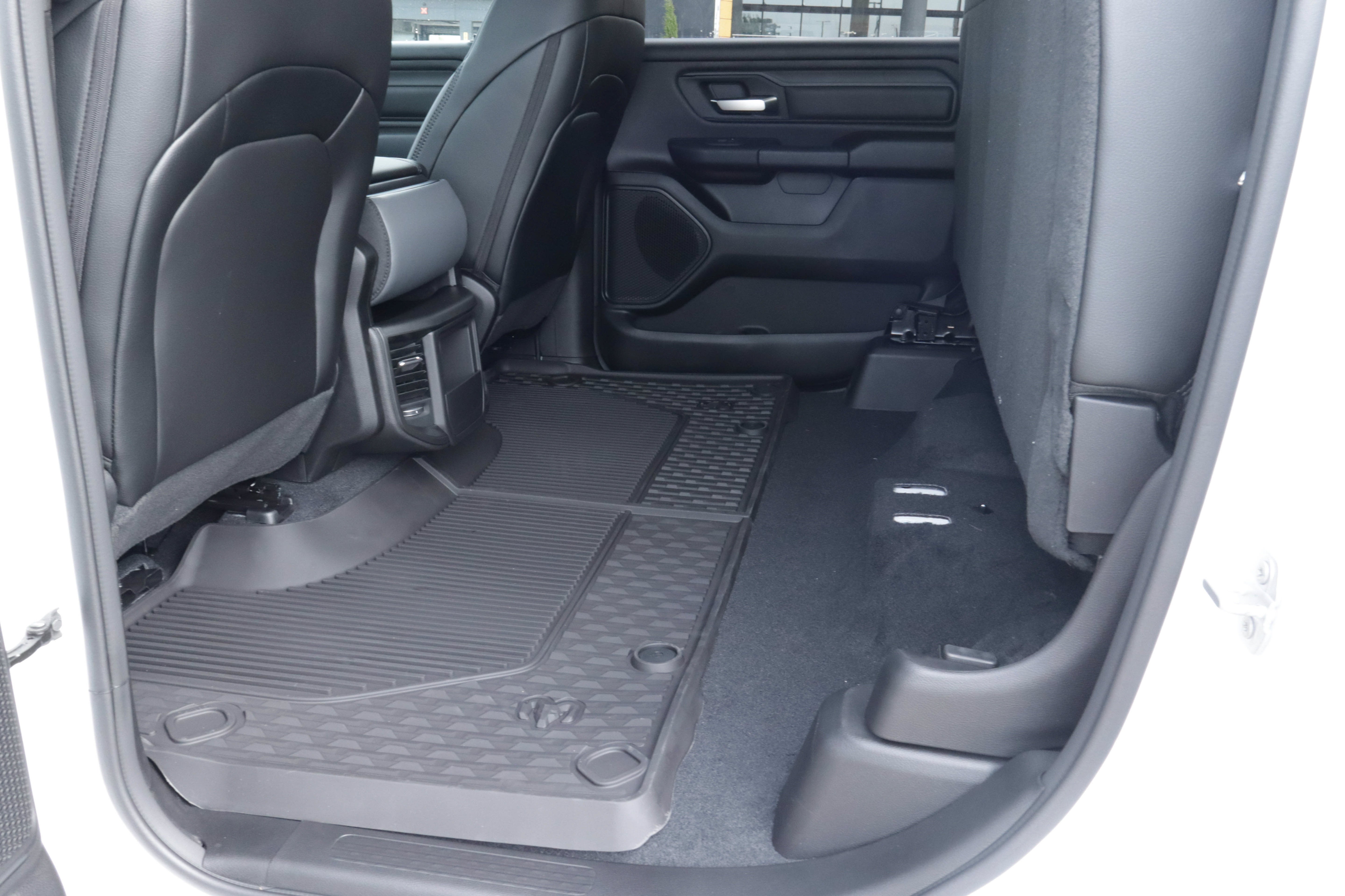 2026 RAM 1500 Tradesman 4x2 Crew Cab 5'7 Box